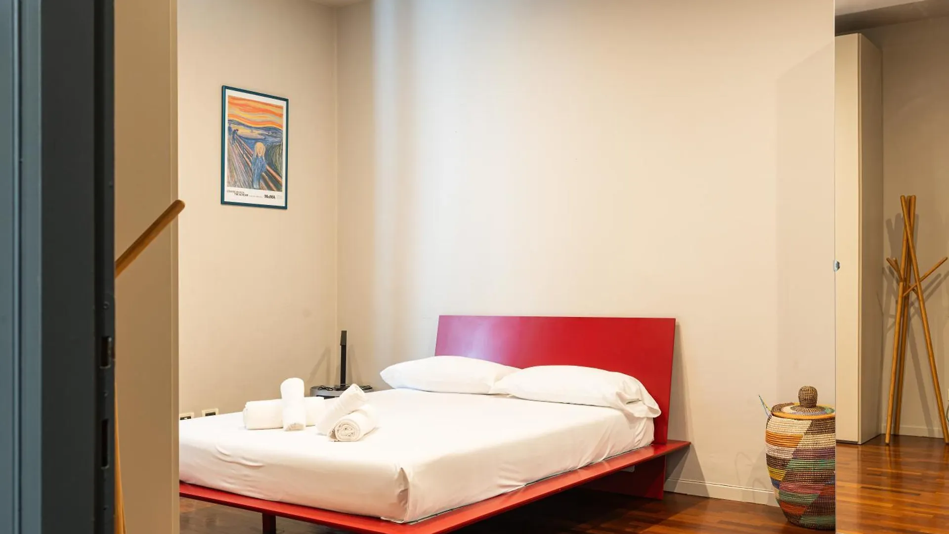Spacious Onebedroom Navigli - Mirable Pm Milan 0*,  Italy